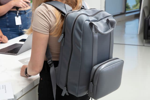 Nomatic vs. Matein: Which is the better travel backpack?