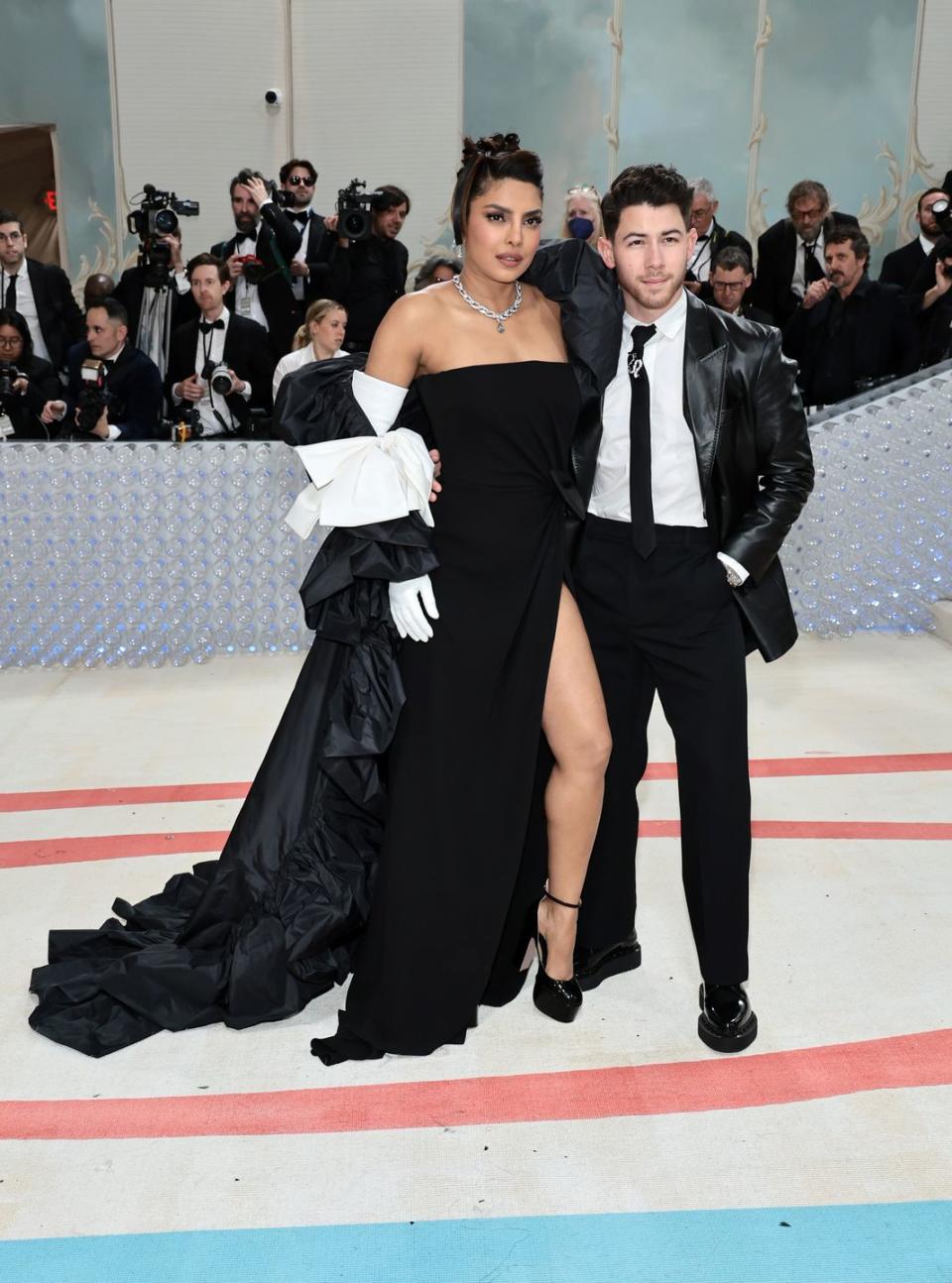 new york, new york may 01 l r priyanka chopra and nick jonas attend the 2023 met gala celebrating karl lagerfeld a line of beauty at the metropolitan museum of art on may 01, 2023 in new york city photo by jamie mccarthygetty images