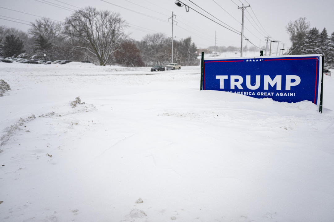 Snow piles up outside former President Donald Trump's campaign headquarters in Urbandale, Iowa, on Saturday. (Photo by Jim Watson/AFP via Getty Images)