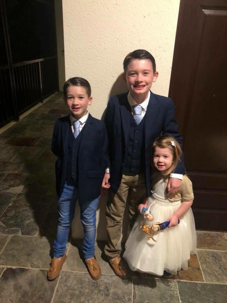 The Evered siblings pose together with brothers Nathan and Harrison thinking their sister’s fame is funny [Photo: Caters/Mercury Press]