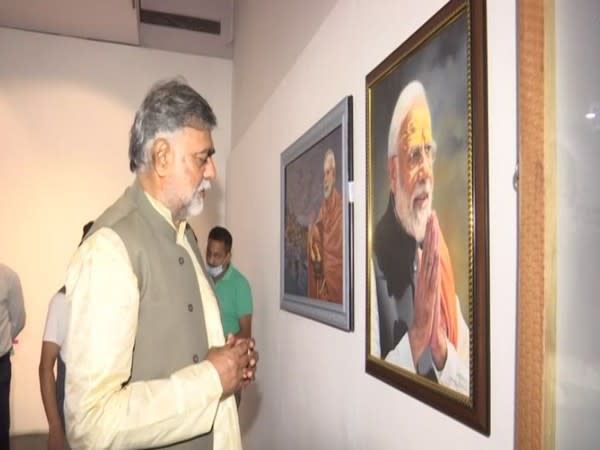 Minister of State for Jal Shakti Prahlad Singh Patel at National Gallery of Modern Art (Photo/ANI)