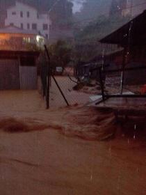 Heavy rain has caused floods and mudslides in Kampung Bertam and Ringlet New Village in Cameron Highlands. – Pic courtesy of Malaysia’s Fire and Rescue Department, November 6, 2014.