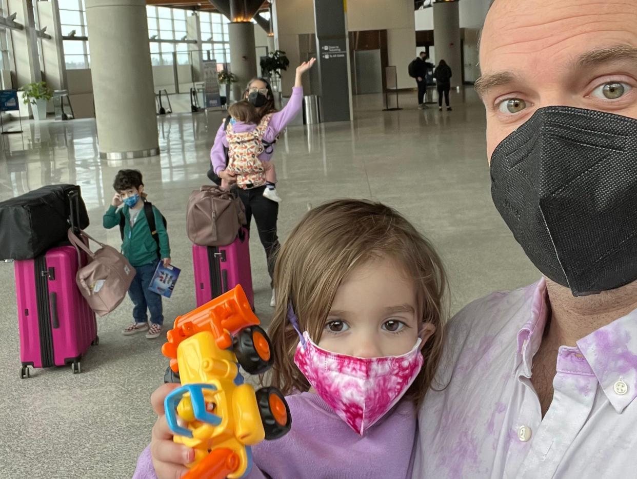 Conz Preti's family at the airpot