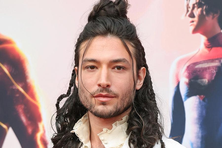 The Flash: Ezra Miller hace su primera aparición pública tras acusaciones en el estreno de la película