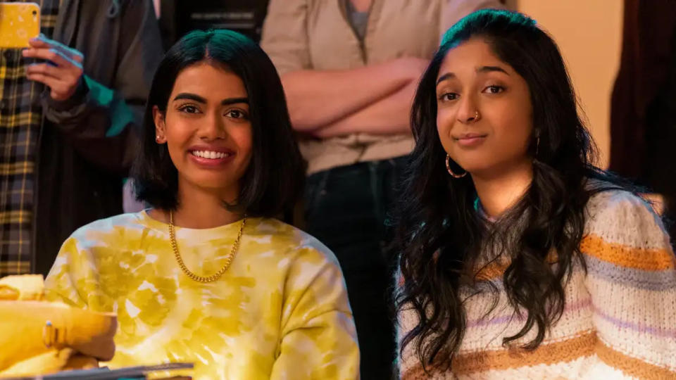 Megan Suri and Maitreyi Ramakrishnan in Never Have I Ever S2. Image via Netflix