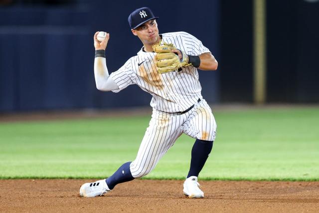 Rookie Anthony Volpe wins Yankees' starting shortstop job - CBS New York