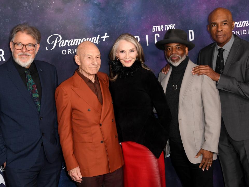 the cast of star trek picard