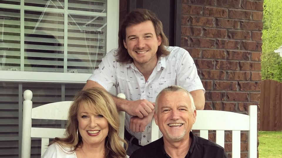 Morgan wallen and his parent