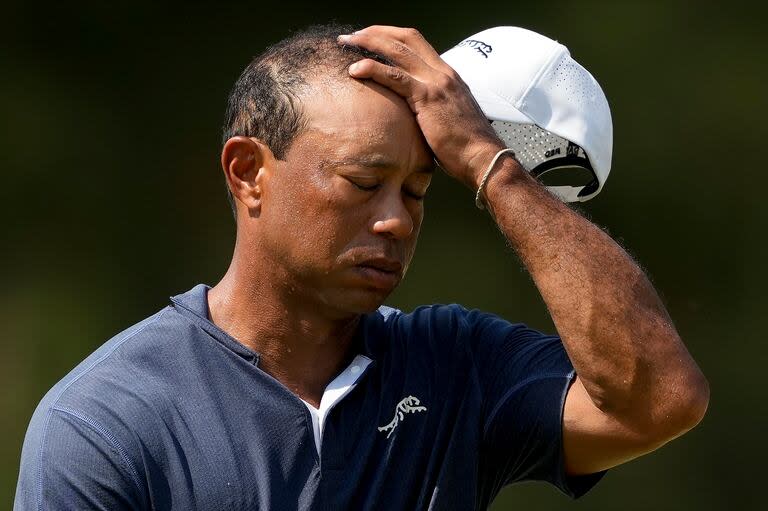 Tiger Woods no pudo superar el corte y se despidió del US Open