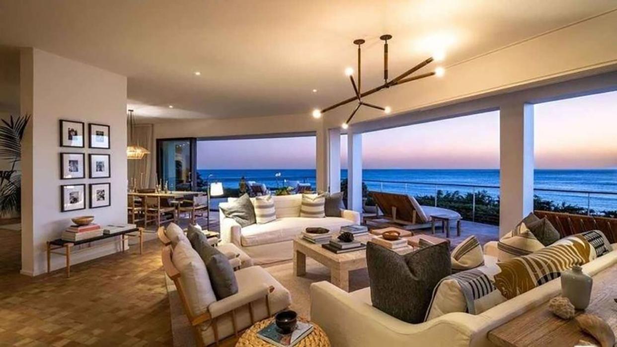 Living room with panoramic views of the ocean