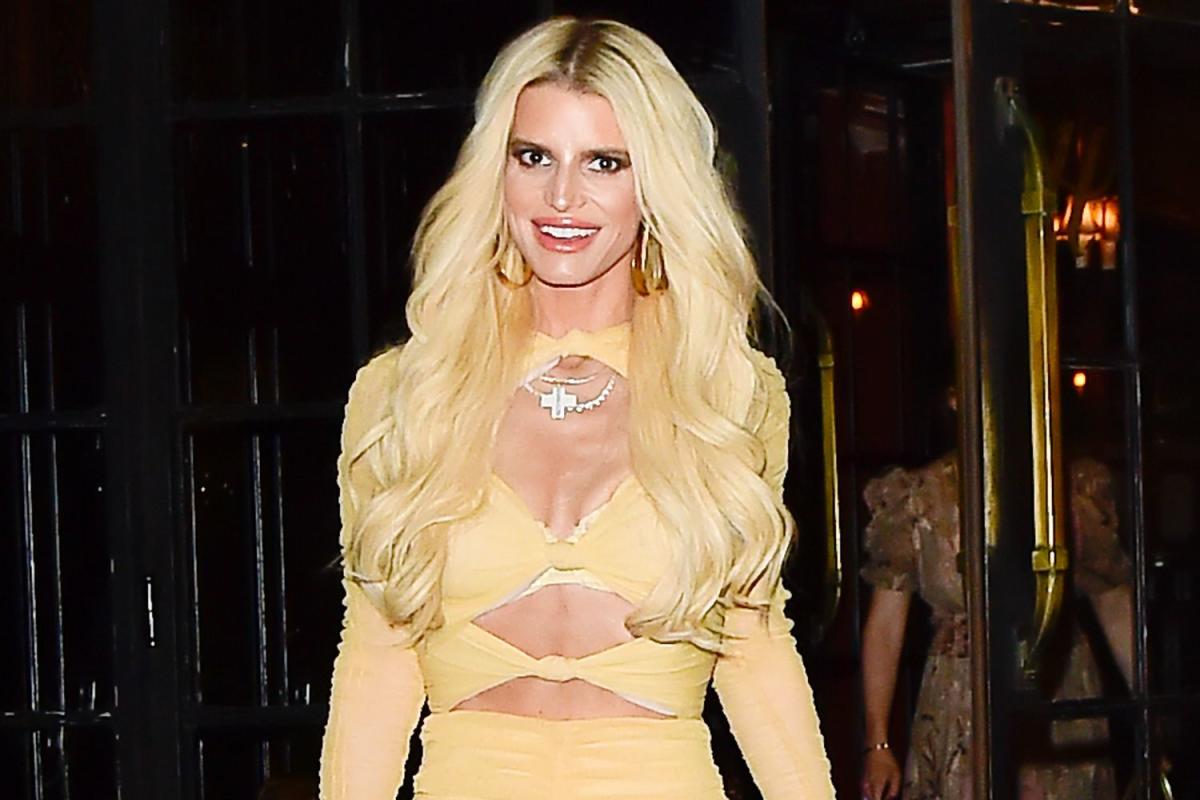 Jessica Simpson Shows Off a Variety of Sexy Looks in New York City