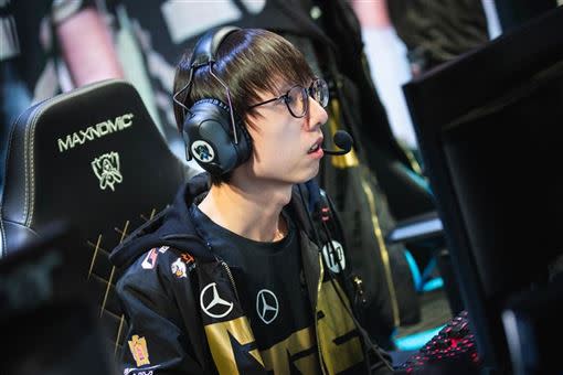 因為「Free HK」，讓前RNG打野選手Mlxg瞬間慌了手腳。（圖／翻攝自LOL Esports Flickr）