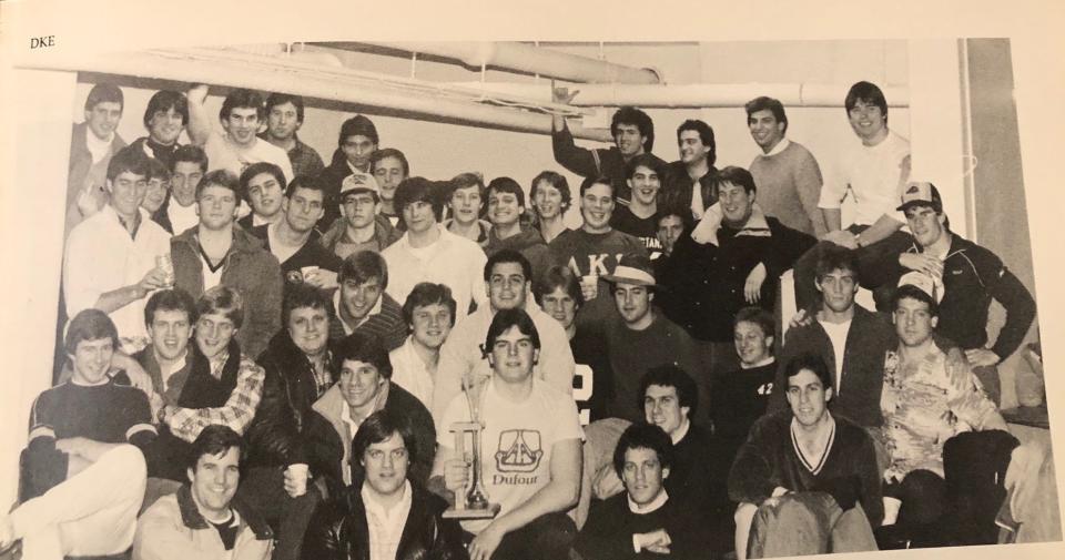 The Delta Kappa Epsilon fraternity photo from the 1984 Yale Banner yearbook.