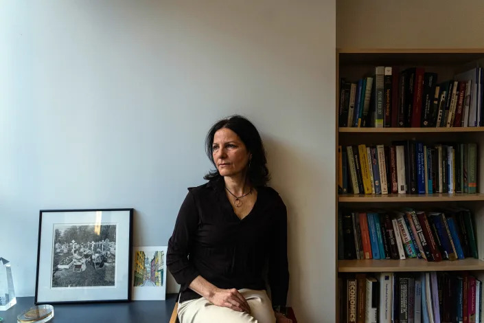 Holly Prigerson, a professor of sociology in medicine, has worked to include prolonged grief as a classified, diagnosable psychiatric disorder. (Hiroko Masuike/The New York Times)