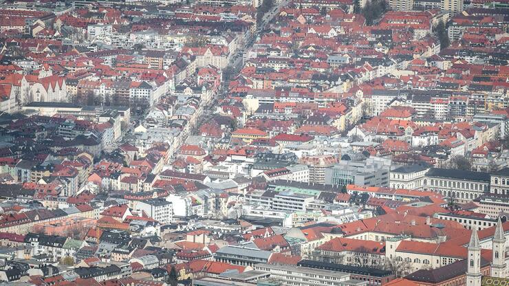 724 Euro warm kostet in der bayerischen Hauptstadt eine 30 Quadratmeter große Musterwohnung in Uni-Nähe. Foto: dpa