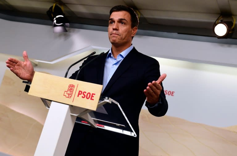 Spanish Socialist Party (PSOE) leader Pedro Sanchez gives a press conference at the party headquarters in Madrid on September 26, 2016, a day after regional elections in the Basque Country and Galicia