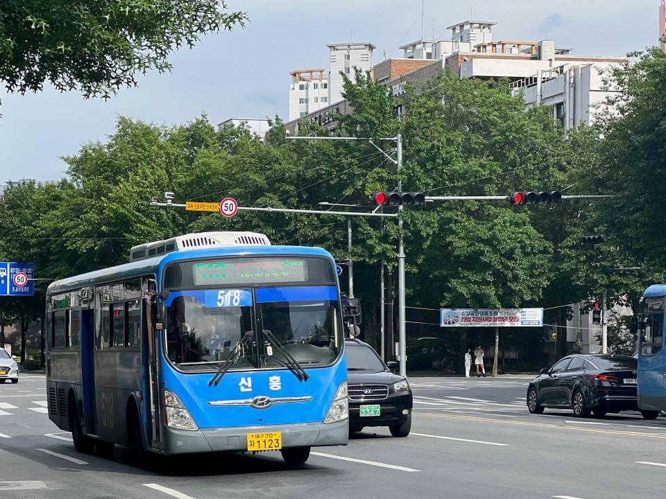 bus in south korea