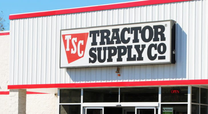 The exterior of a Tractor Supply (TSCO) store