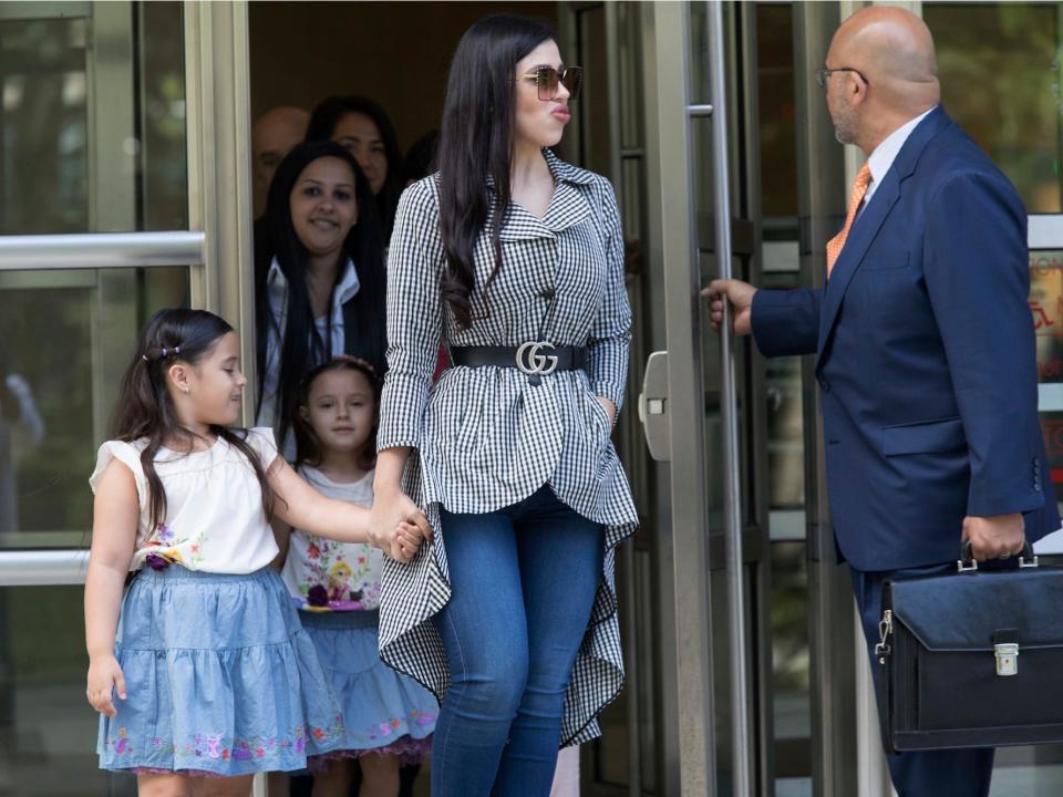 Emma Coronel, wife of Mexican drug lord Joaquin "El Chapo" Guzman, pictured with her daughters. AP Photo:Mary Altaffer