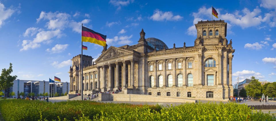 <h2>3. Germany</h2>The number of High Net Worth Investors in Germany grew 3% to 951,000 from 924,000 in 2010.