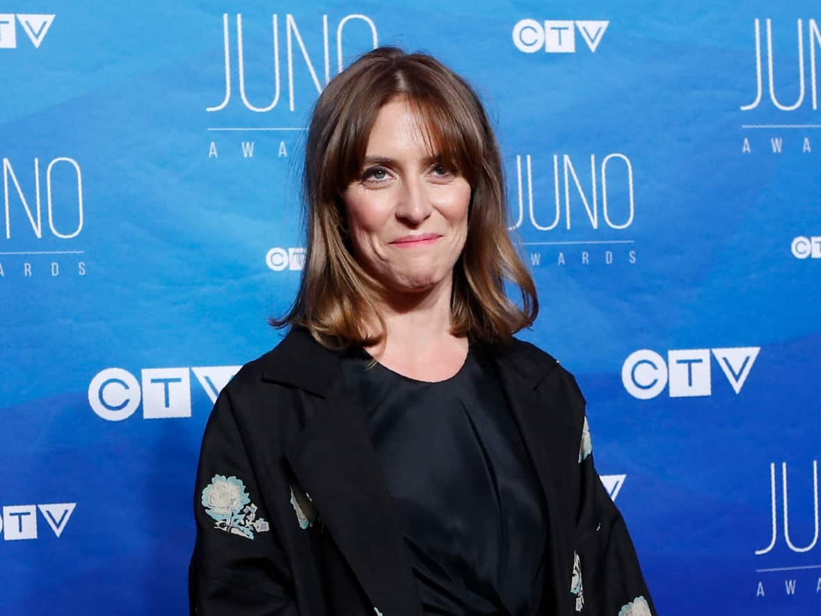 Musician Leslie Feist, known as Feist, arrives on the red carpet for the 2017 Juno Awards in Ottawa, April 2, 2017. The singer-songwriter is leaving Arcade Fire's tour following allegations of sexual misconduct against the band's frontman Win Butler. (Chris Wattie/Reuters - image credit)