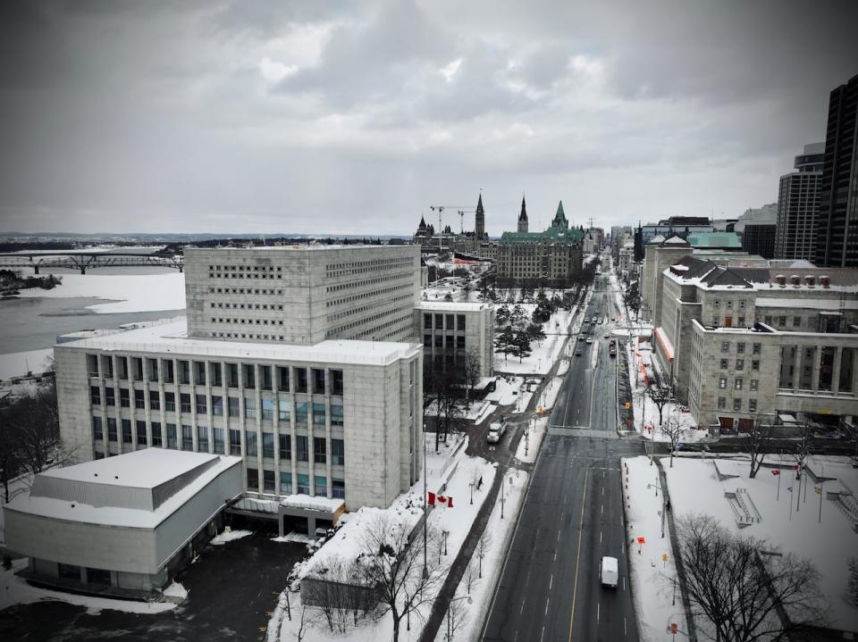 Wellington Street is seen in late January 2023, before the downtown Ottawa artery was fully reopened to traffic. (Félix Desroches/CBC - image credit)