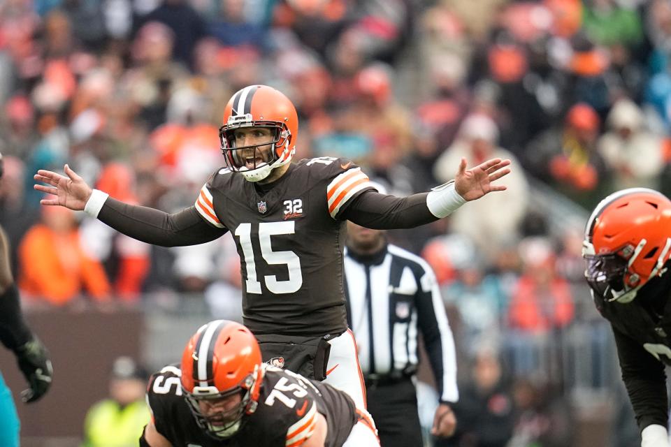 Browns quarterback Joe Flacco signals during the first half against Jacksonville, Sunday, Dec. 10, 2023, in Cleveland.