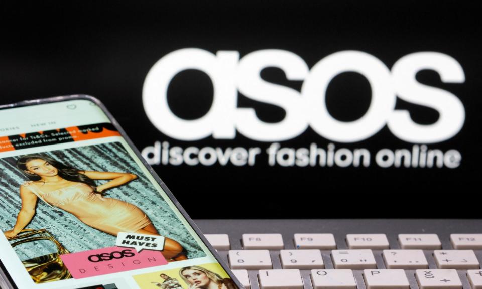 <span>Asos said it had cut its intake of new stock by 30% compared with last year, in a move to ‘facilitate the right sizing of stock’.</span><span>Photograph: Dado Ruvić/Reuters</span>