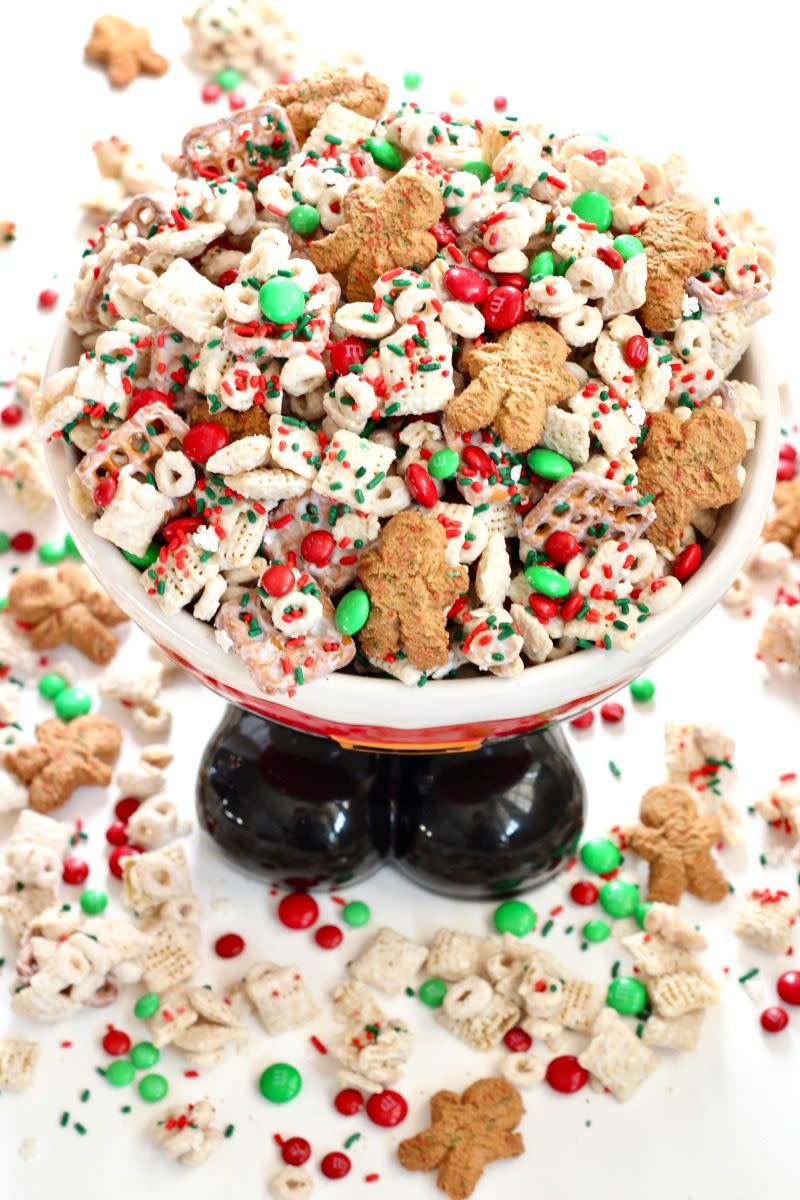 Christmas Crunch Mix