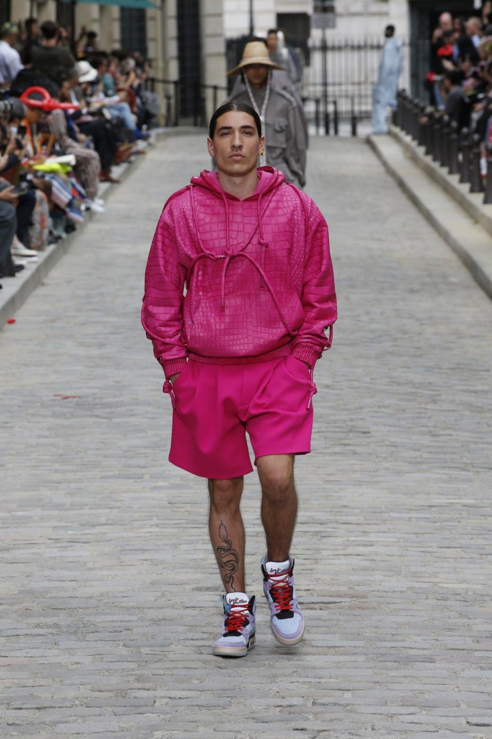 Héctor Bellerin walking in Louis Vuitton SS20 show