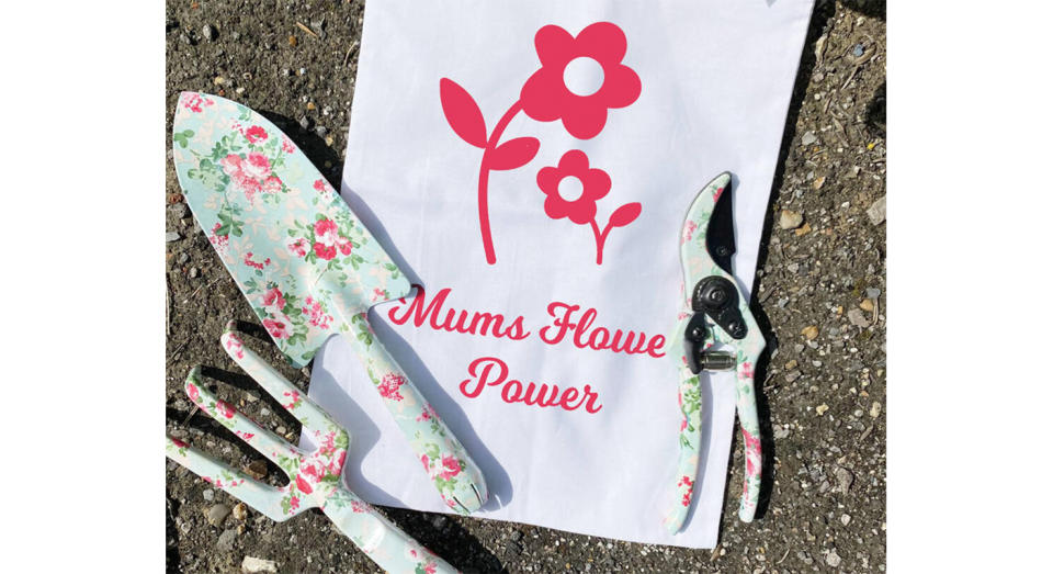 Floral Garden Tool Set In Gift Bag (Etsy)