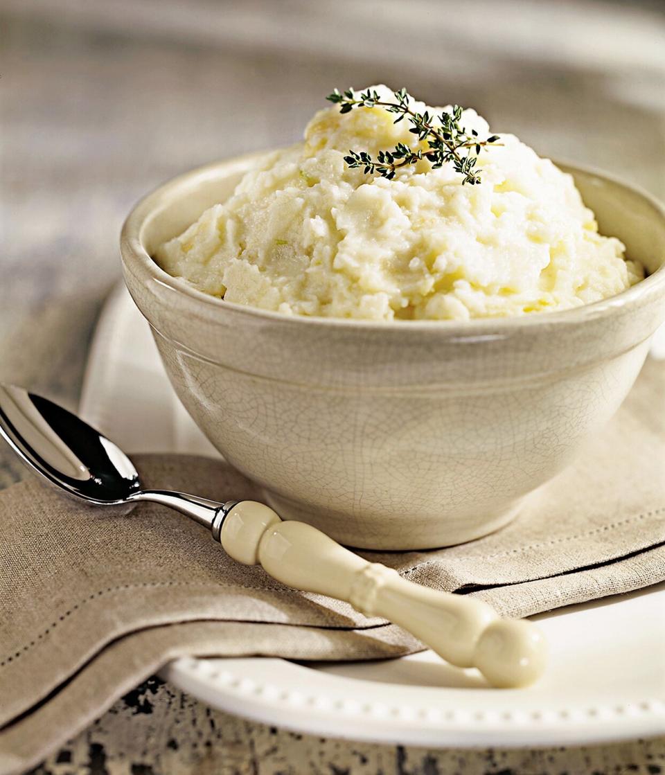 Roasted garlic and the subtly sweet flavor of parsnips makes ordinary mashed potatoes exceptionally delicious. This side dish is outstanding served with Thanksgiving turkey.