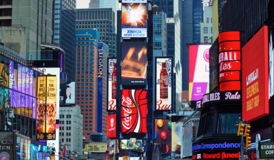 Anuncios en Times Square en Nueva York/Foto: The Point Guys