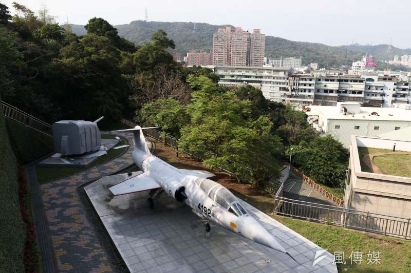 20190316-位於新北樹林的「新北市武器公園」展出的除役武器裝備超過10類，其中不乏大型戰機、艦砲陳展，頗具可看性。（蘇仲泓攝）