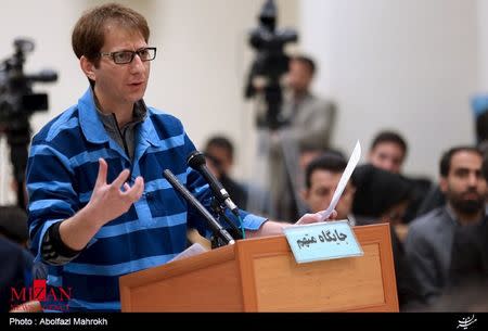 Iranian businessman Babak Zanjani appears during a court session in Tehran in this November 17, 2015 handout photo courtesy of Mizan Online News Agency.REUTERS/www.mizanonline.ir/Handout