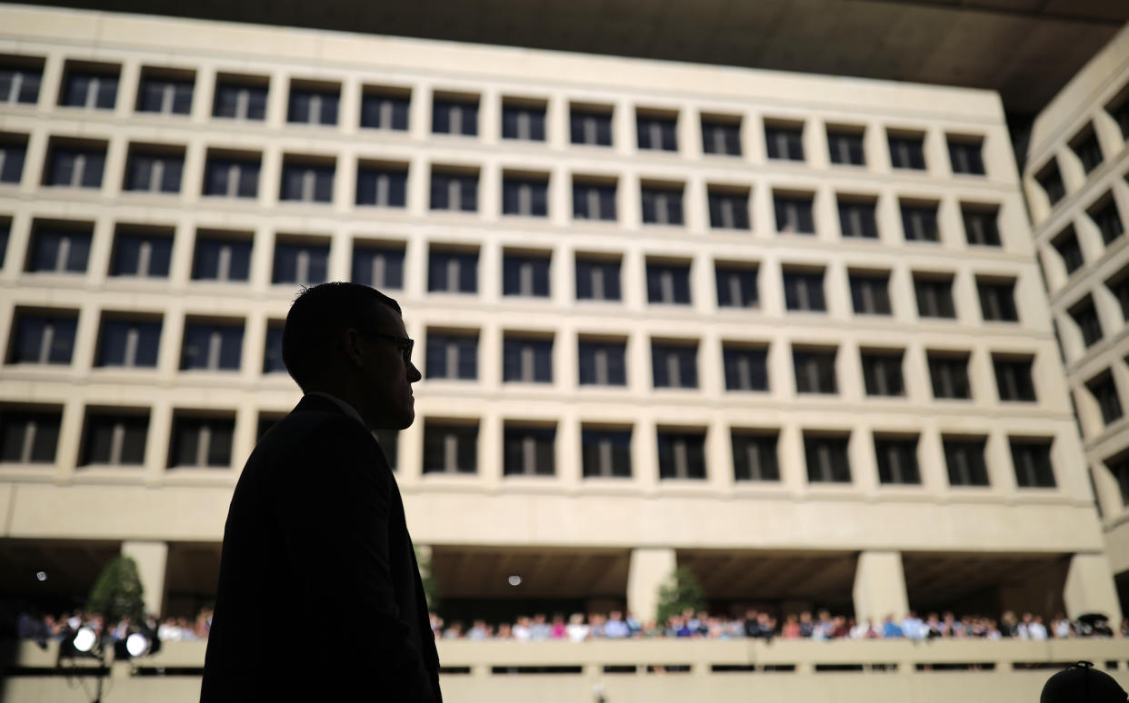 The FBI headquarters in Washington, D.C. (Photo: Carlos Barria / Reuters)
