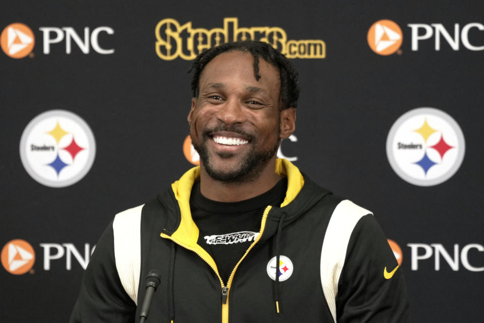 New Pittsburgh Steelers cornerback Patrick Peterson meets with reporters at the NFL football team's practice facility in Pittsburgh, Thursday, March 16, 2023. The Steelers signed the eight-time Pro Bowler to a two-year deal to give their secondary an experienced voice heading into 2023. (AP Photo/Gene J. Puskar)