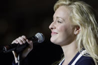 FILE - This Nov. 14, 2008 file photo shows country singer Mindy McCready performsingin Nashville, Tenn. Authorities in Arkansas say preliminary autopsy results confirm country music singer Mindy McCready's death was a suicide. The Cleburne County sheriff said in a statement Wednesday, Feb. 20, 2013 that preliminary autopsy results from Arkansas' state crime lab show McCready's death was a suicide from a single gunshot wound to the head. McCready, who hit the top of the country charts before personal problems sidetracked her career, died Sunday, Feb. 17. She was 37. (AP Photo/Mark Humphrey, File)