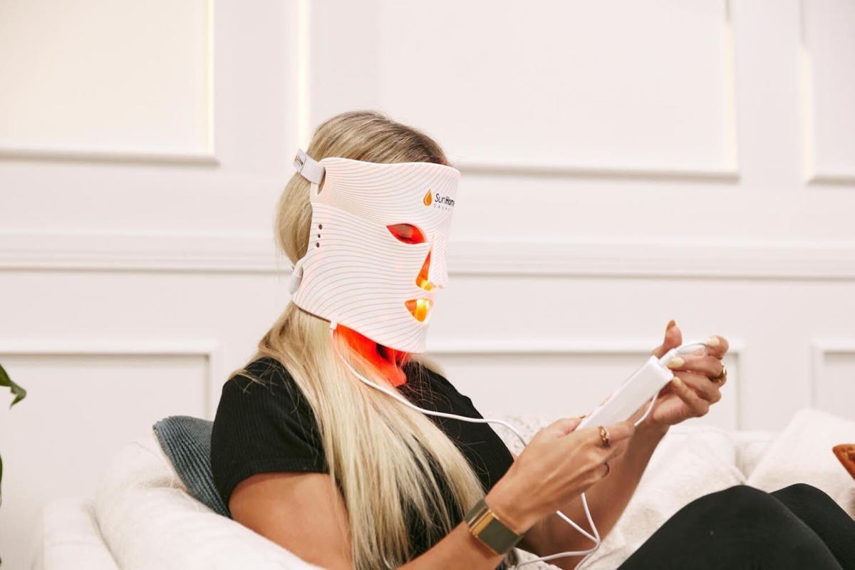 13 Best Red Light Therapy Devices, Recommended by Dermatologists