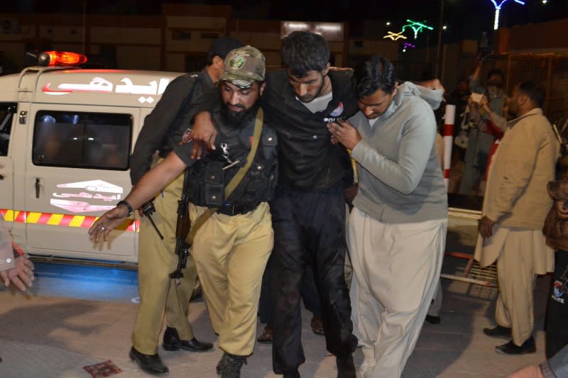 巴基斯坦24日爆發恐怖攻擊，槍手闖入奎塔（Quetta）一座警察學校大開殺戒（AP）