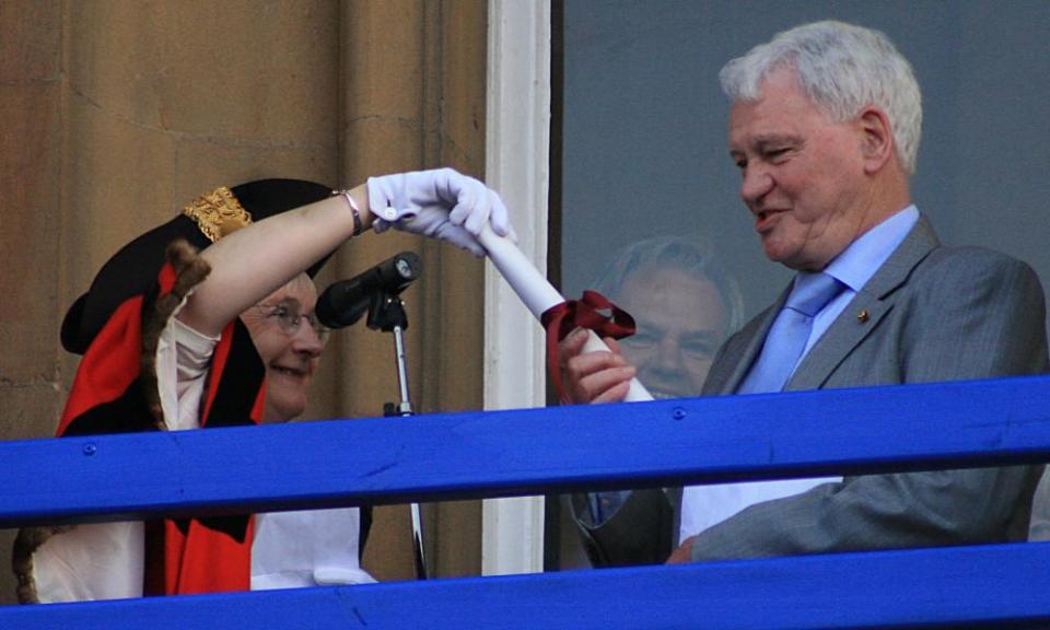 Inga Lockington gives the football manager Bobby Robson the freedom of Ipswich in 2008. Now the former mayor has been denied citizenship.