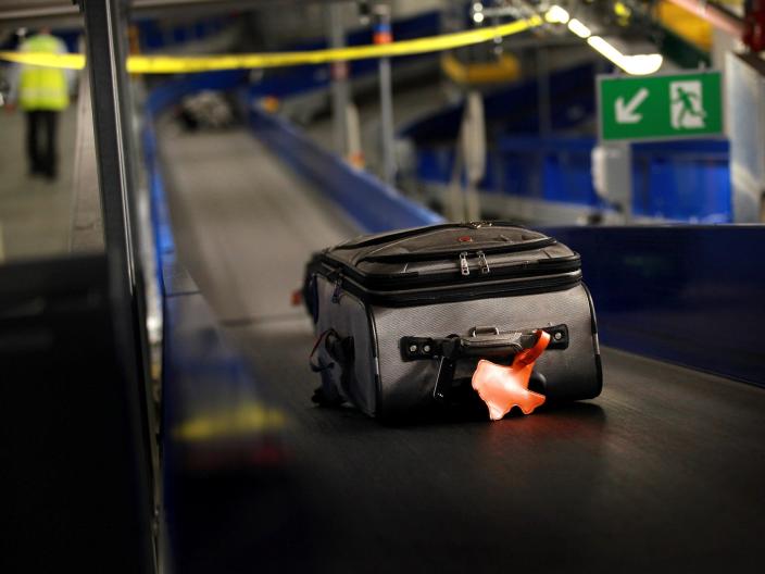 baggage luggage conveyer belt