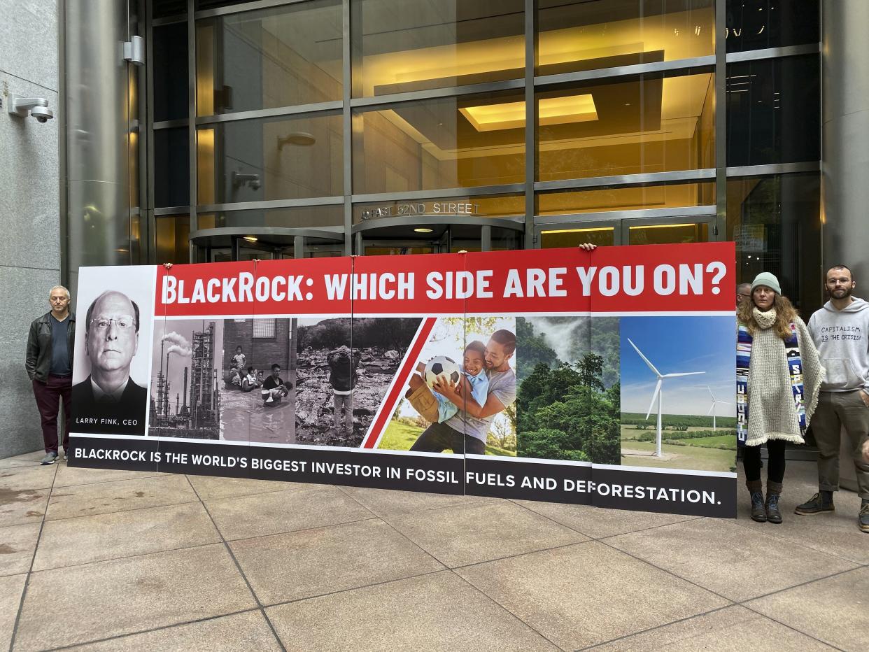 Climate change protestors at BlackRock Headquarters in New York, New York on 29 October 2019. Photo: Rainmaker Photo/MediaPunch /IPX