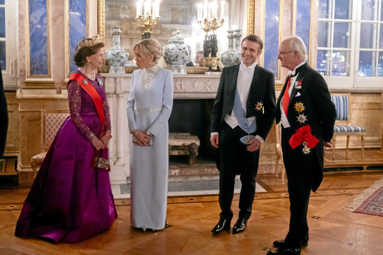 La reine Silvia, Brigitte Macron, Emmanuel Macron et le roi Karl Gustaf avaient participé, mardi 30 janvier, à un dîner mettant à l'honneur la gastronomie française.  - Credit:Jacques Witt/SIPA / SIPA / Jacques Witt/SIPA