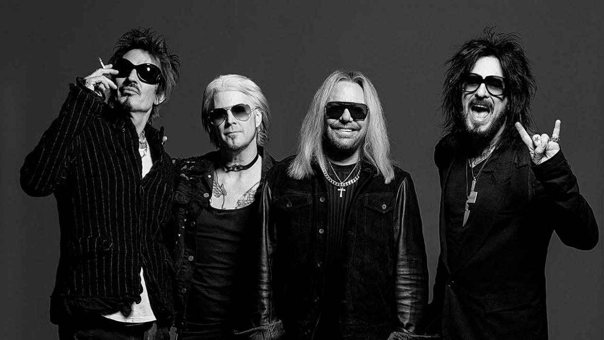  Motley Crue studio portrait. 