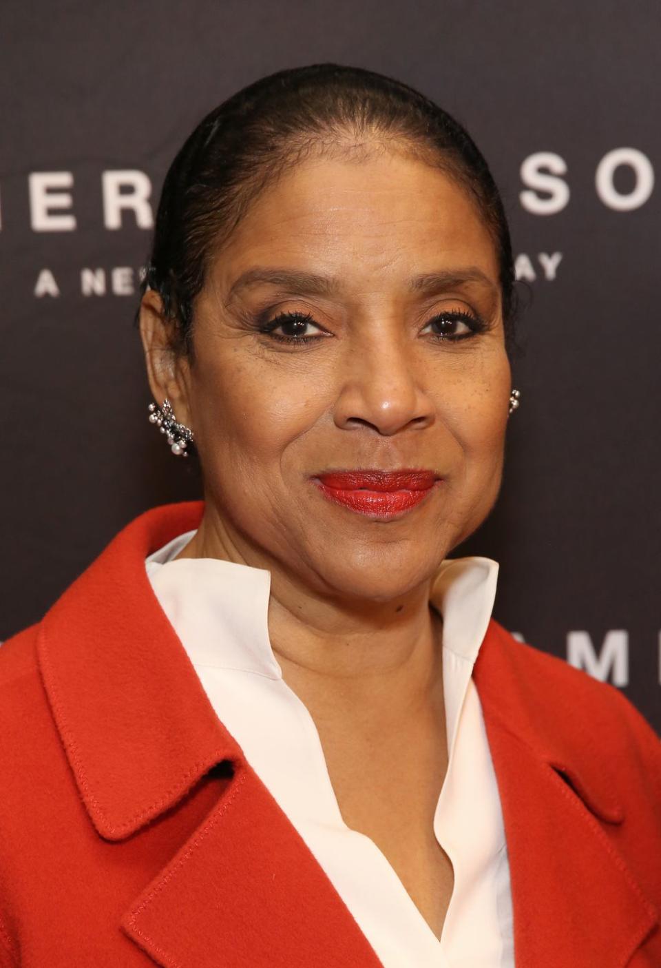 Phylicia Rashad: Beth's mother, Carol