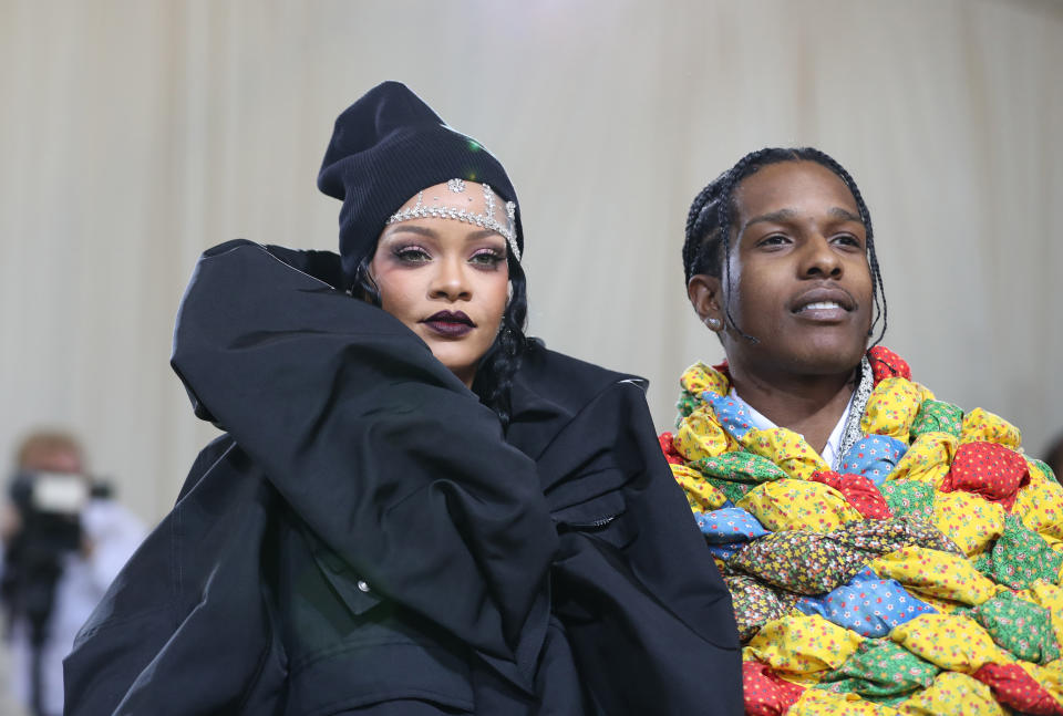 Rihanna y A$AP Rocky en la gala benéfica del Costume Institute del Museo Metropolitano de Arte en Nueva York, el 13 de septiembre de 2021. (Calla Kessler/The New York Times)