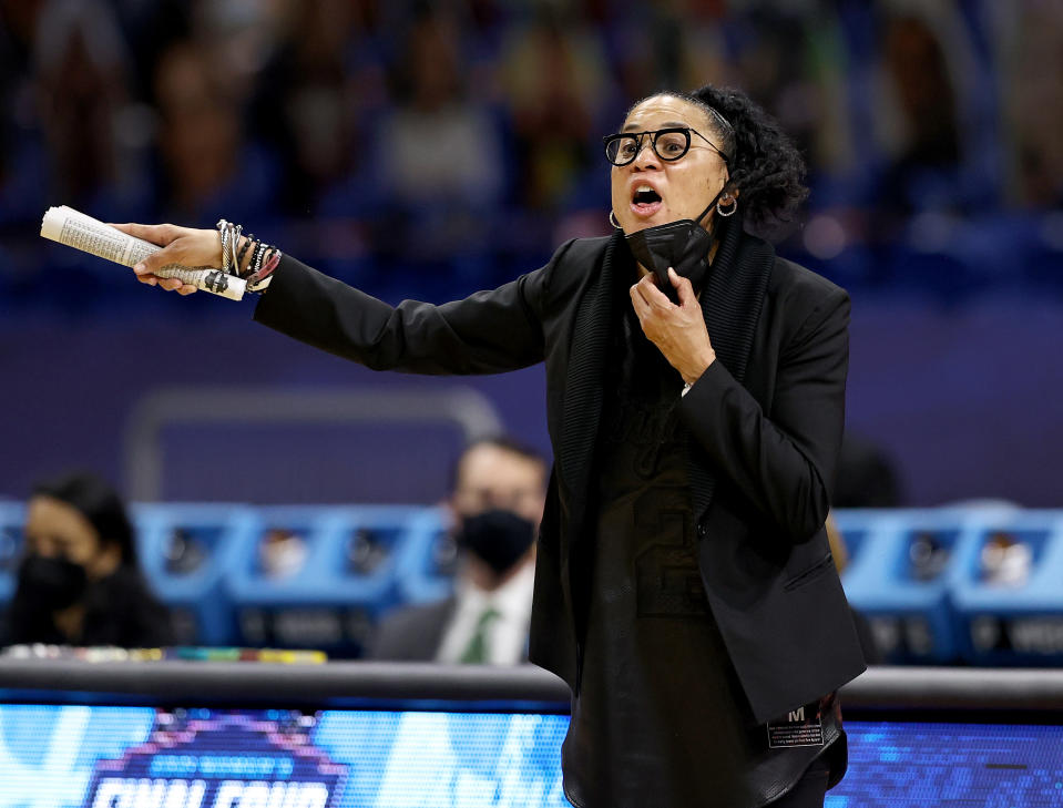 Head coach Dawn Staley of the South Carolina Gamecocks directs her team against the Stanford Cardinals.