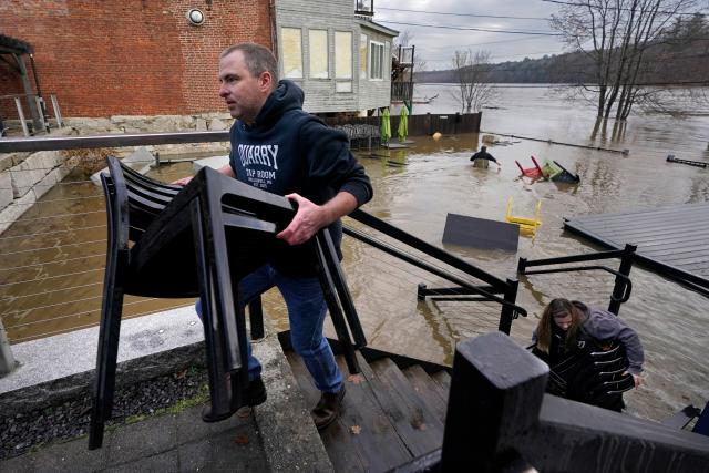 Massachusetts Emergency Management Agency (MEMA) - Power Outage Safety Tips  Strong winds today may cause tree damage and scattered power outages. Ways  You Can Prepare Now: •Keep your cell phone, laptop and