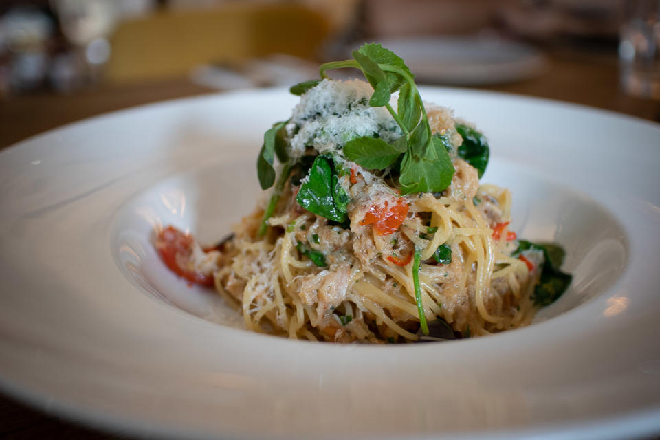 Crab Angel Hair Pasta (PHOTO: Zat Astha/Yahoo Style SEA)